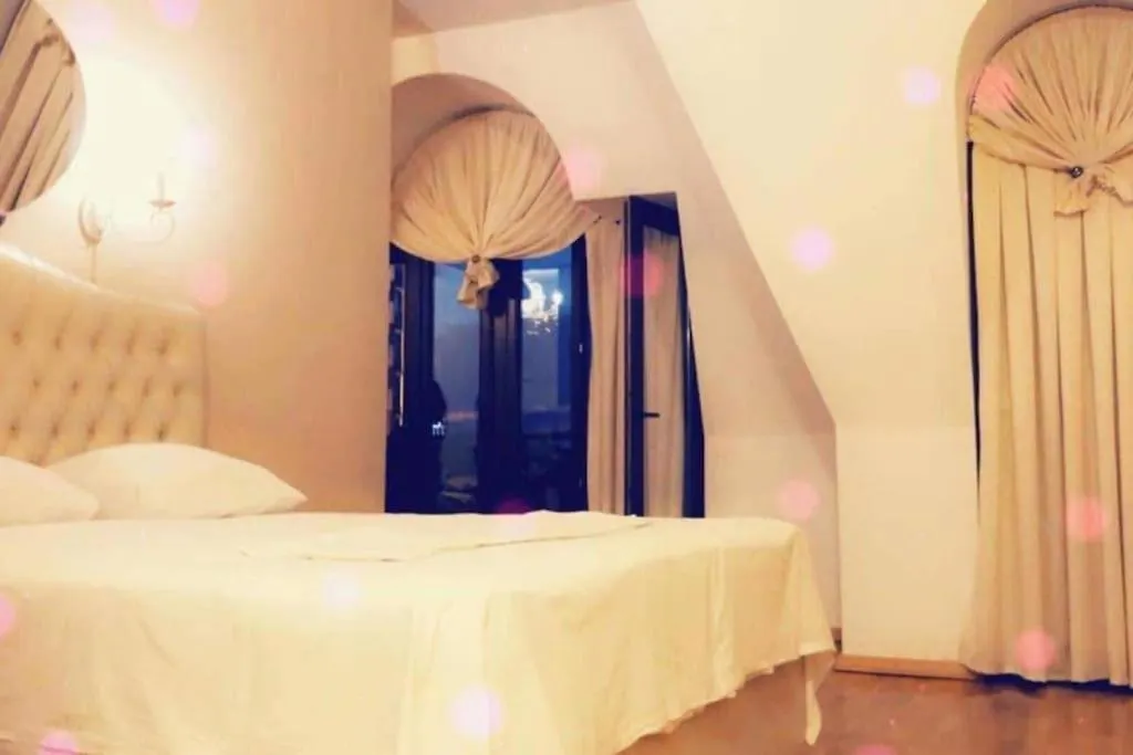 Schoene Wohnung Mitten Im Zentrum Von Batumi Apartment